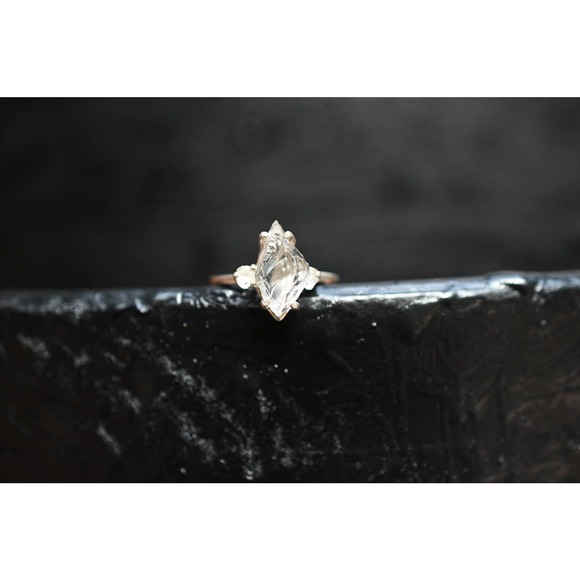 Marquise engagement ring, raw stone ring size 3 4 5 6 7 8 9 10 11 12 13 - Picture 2 of 3